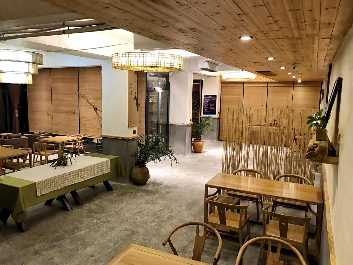 The Lake View Deyishe Resort In Thousand Island Lake Qianwu Exterior foto